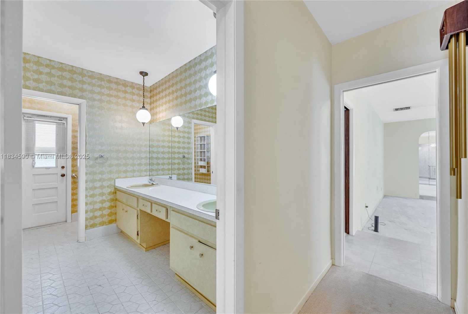 Small Image of 14921 SOUTH WEST 72ND CT, Palmetto Bay Number 18