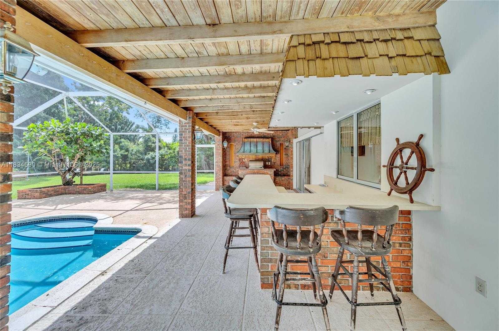 Small Image of 14921 SOUTH WEST 72ND CT, Palmetto Bay Number 6