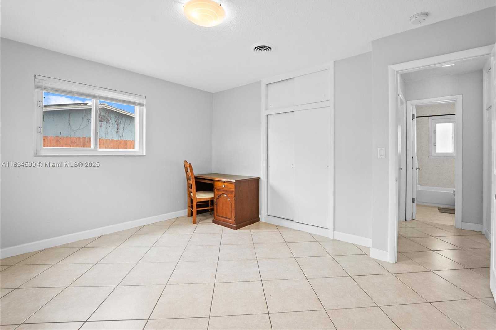 Small Image of 4421 SOUTH WEST 33RD AVE, Dania Beach Number 17
