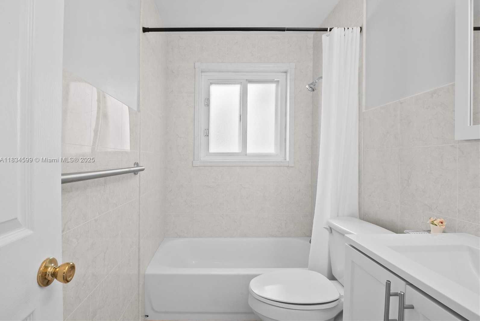 Small Image of 4421 SOUTH WEST 33RD AVE, Dania Beach Number 19