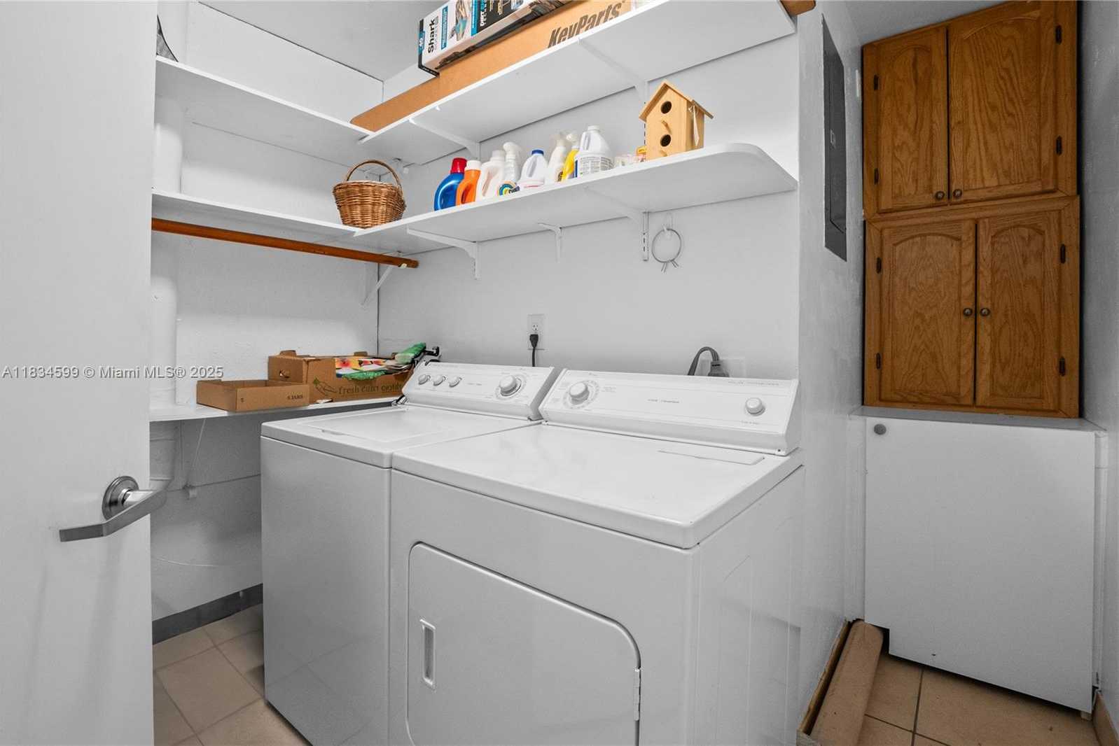 Small Image of 4421 SOUTH WEST 33RD AVE, Dania Beach Number 22
