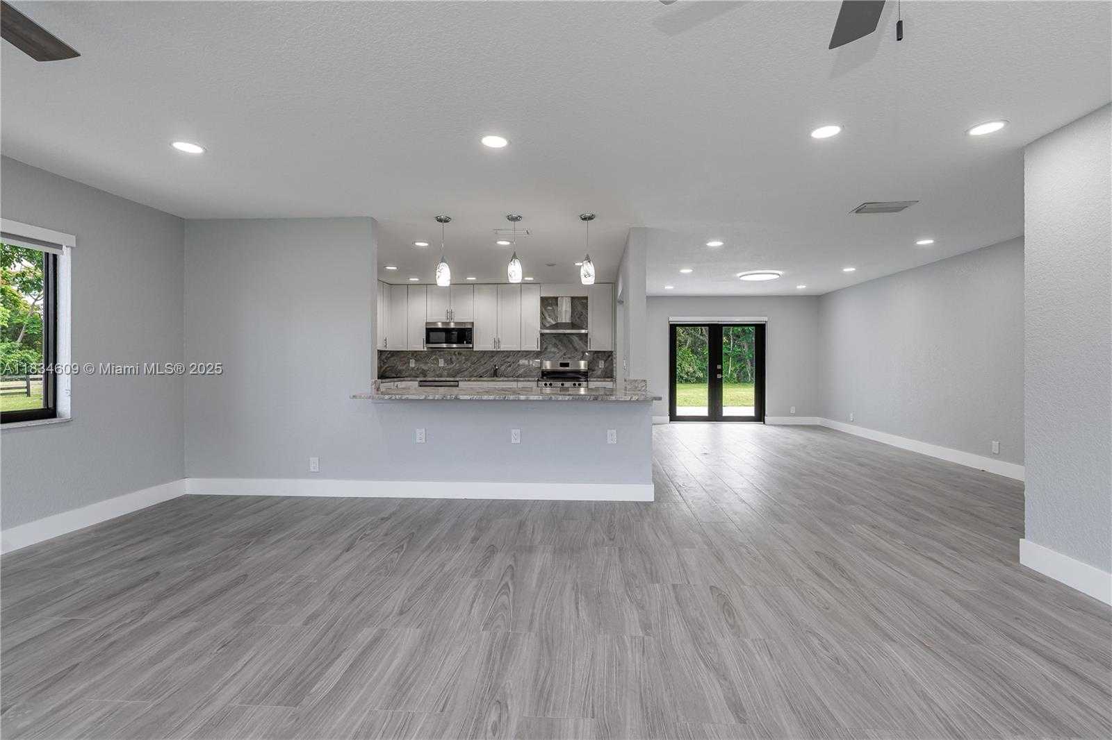 Small Image of 4660 SOUTH WEST 128TH AVE, Southwest Ranches Number 6