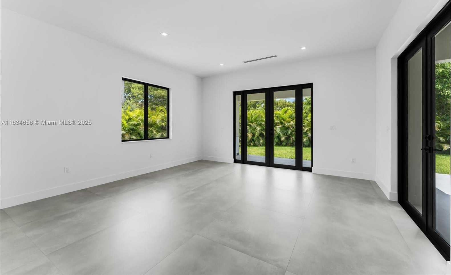 Small Image of 8220 SOUTH WEST 193RD TERRACE, Cutler Bay Number 11