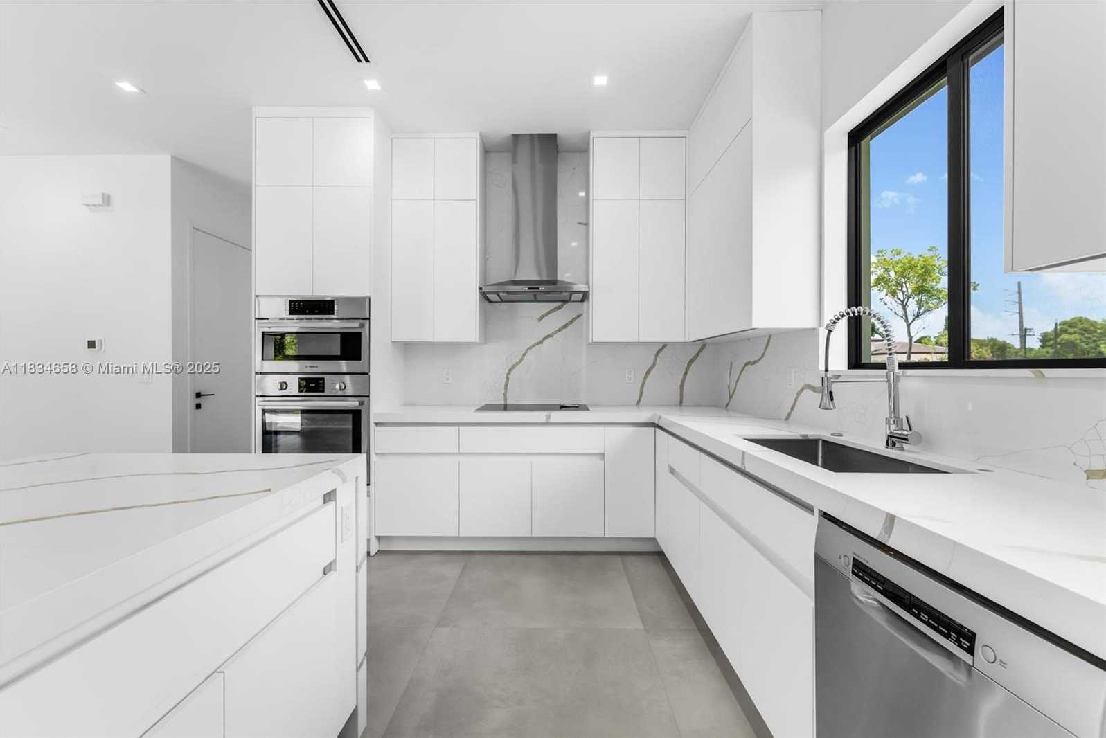Small Image of 8220 SOUTH WEST 193RD TERRACE, Cutler Bay Number 15