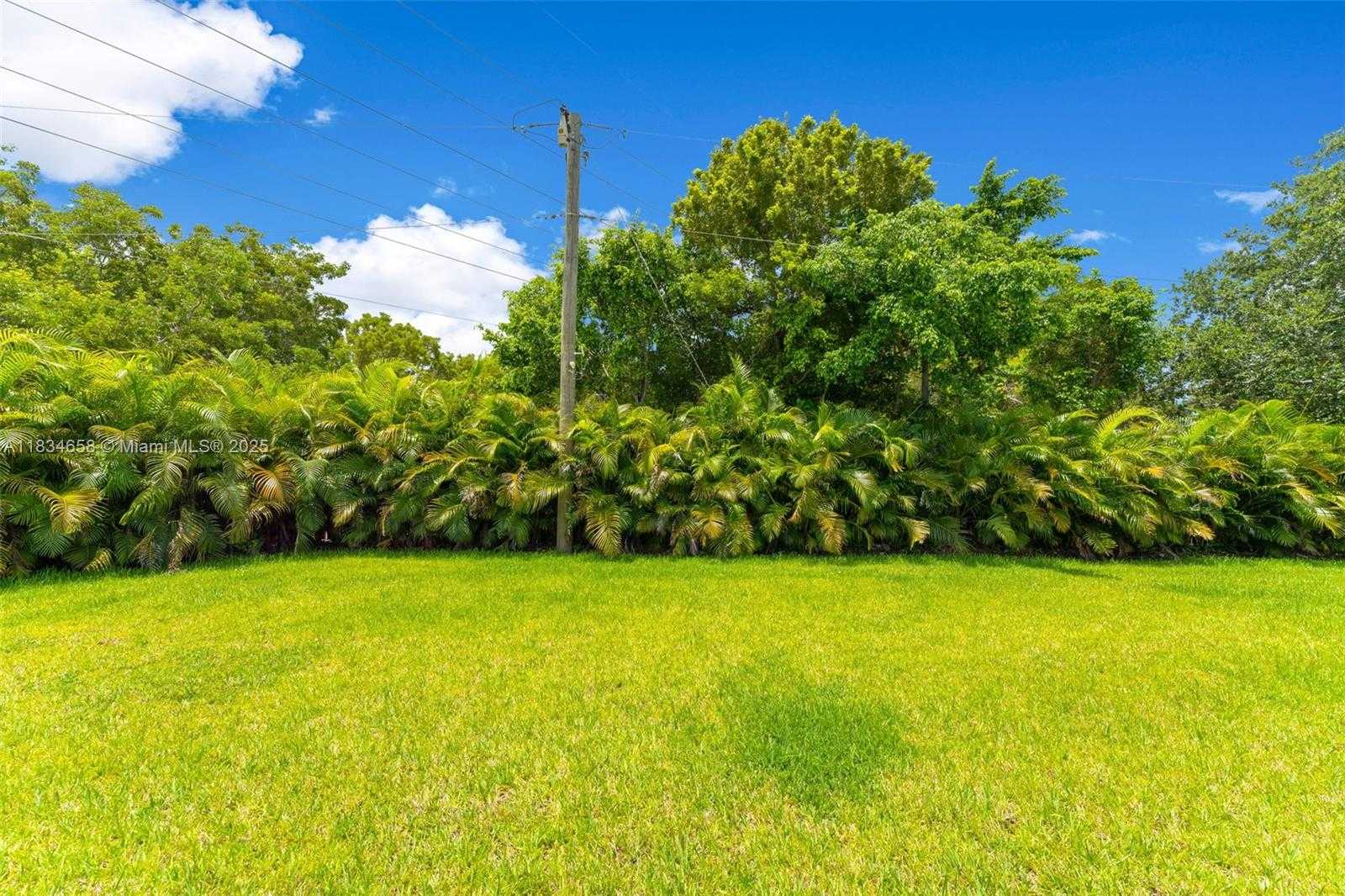 Small Image of 8220 SOUTH WEST 193RD TERRACE, Cutler Bay Number 39