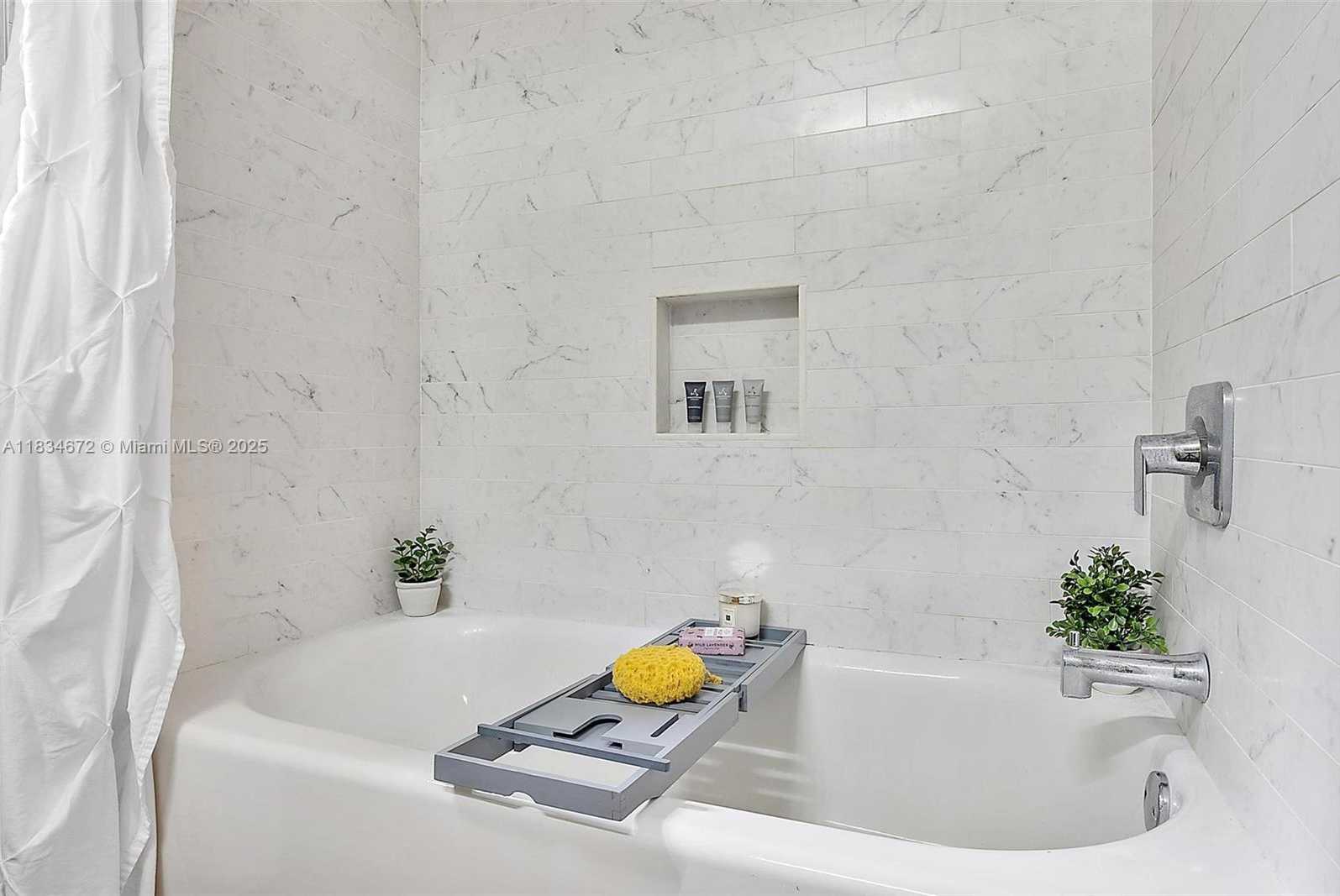 Small Image of 7264 159TH CT N, Palm Beach Gardens Number 12