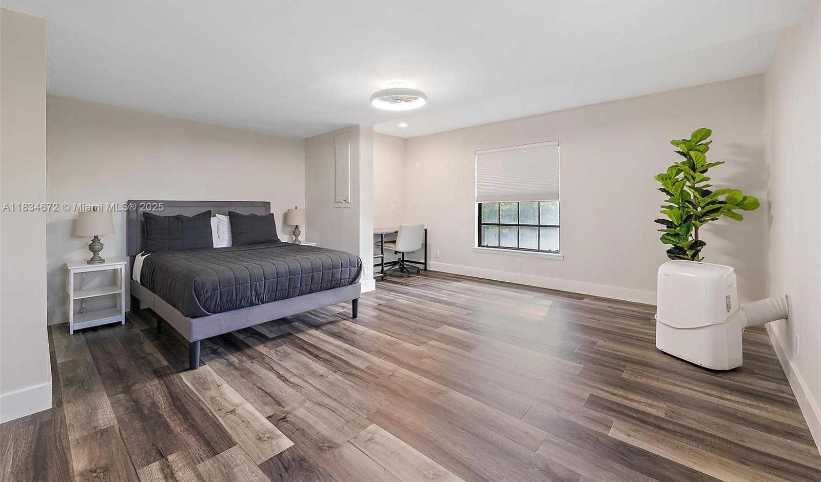 Small Image of 7264 159TH CT N, Palm Beach Gardens Number 15