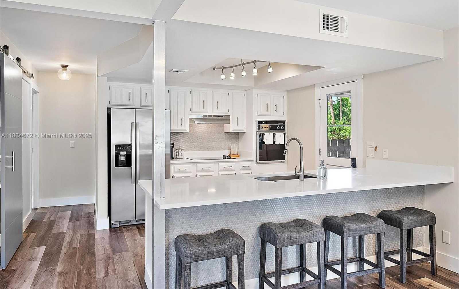 Small Image of 7264 159TH CT N, Palm Beach Gardens Number 5