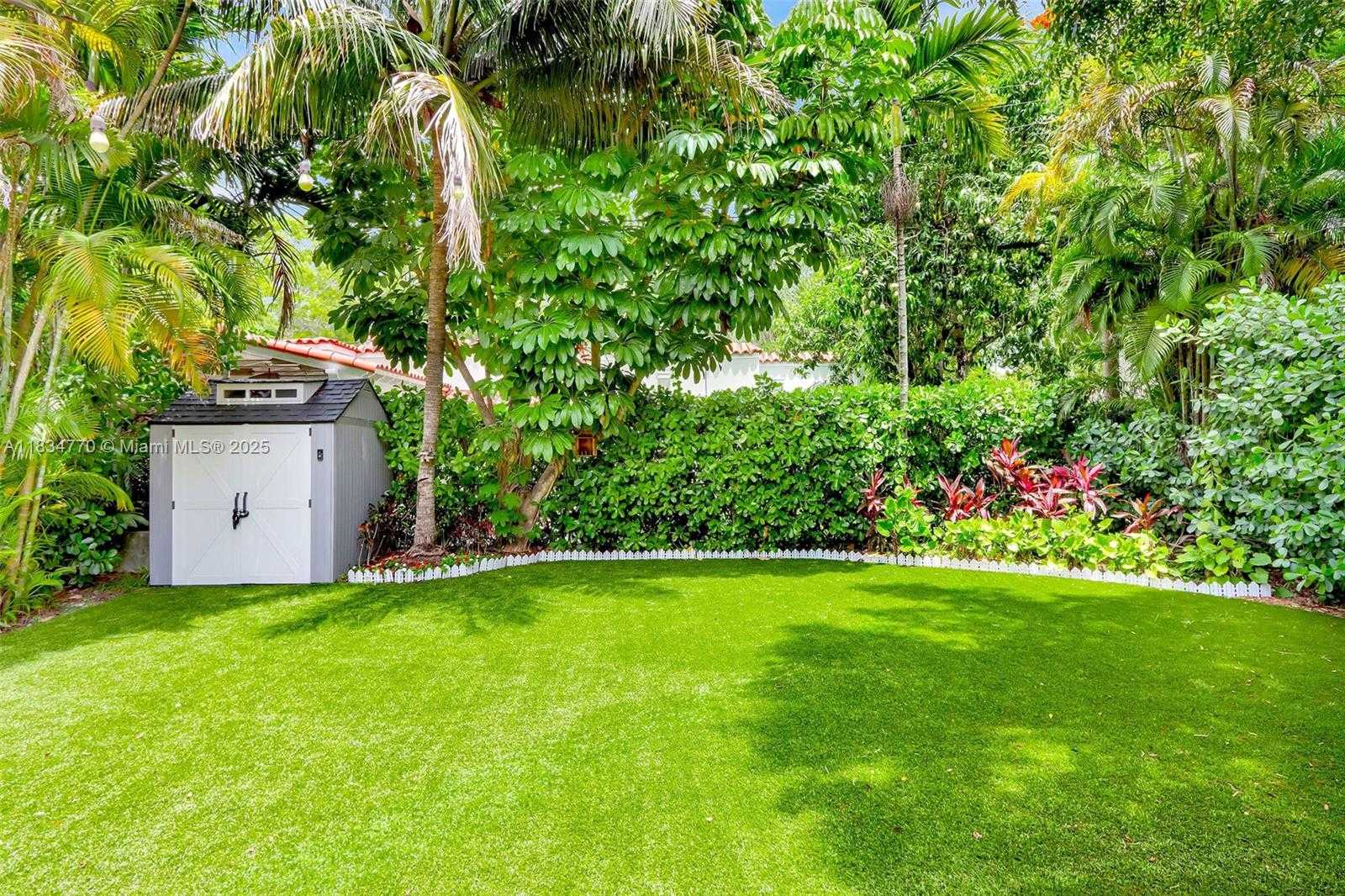 Small Image of 1117 WALLACE ST, Coral Gables Number 10