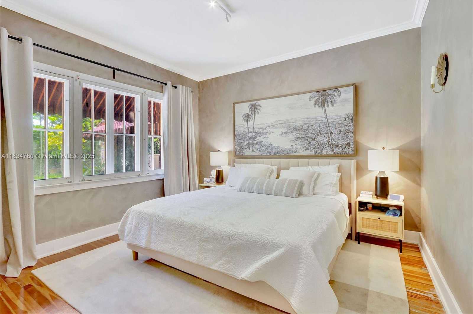 Small Image of 1231 COLUMBUS BLVD, Coral Gables Number 8