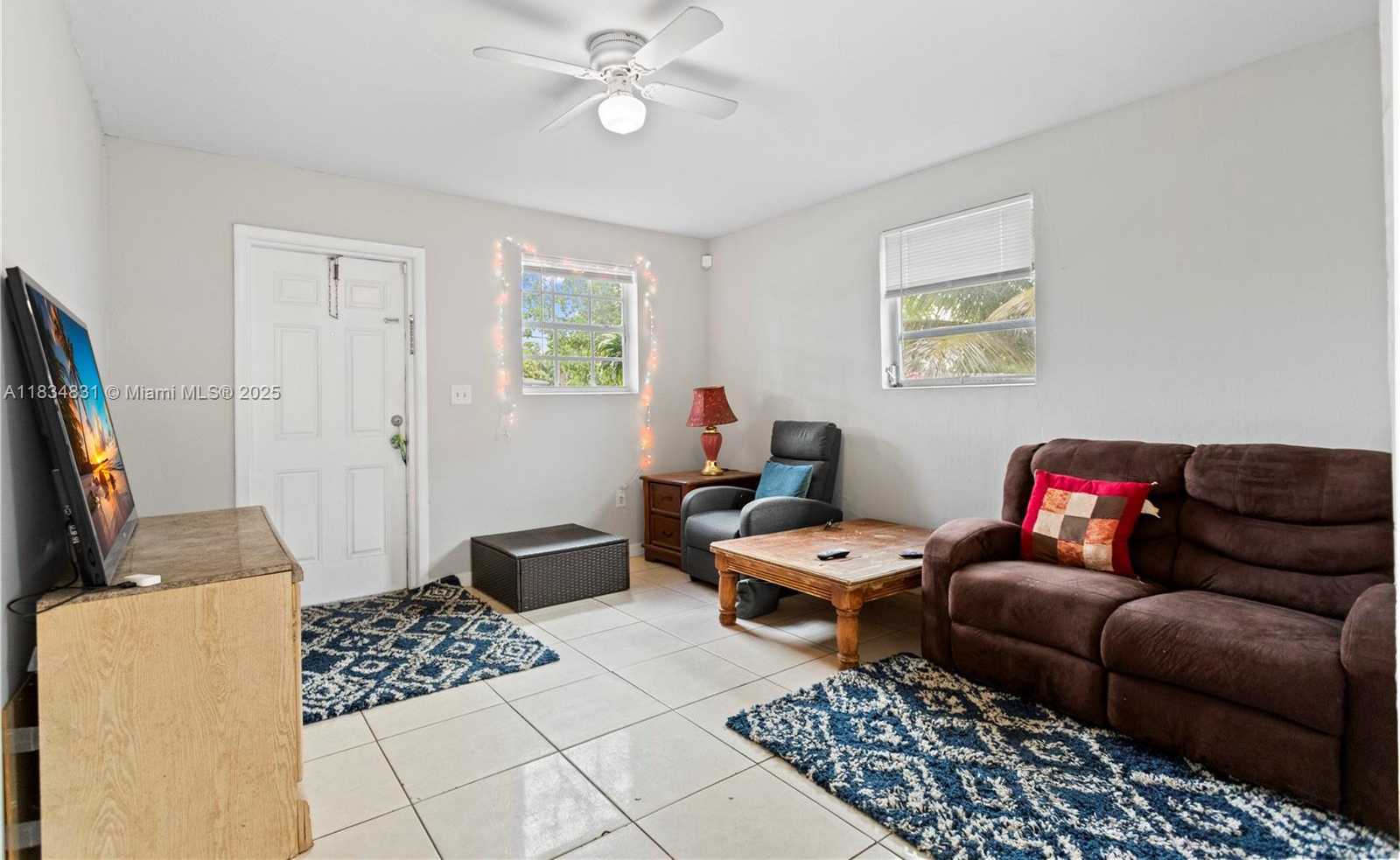 Small Image of 5734 MCKINLEY ST, Hollywood Number 24