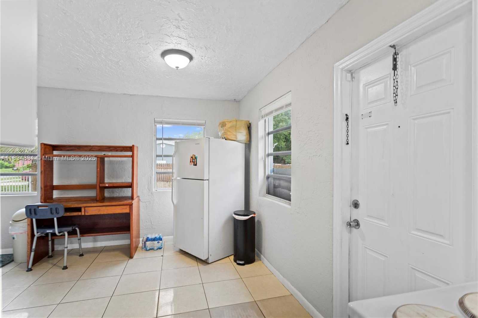 Small Image of 5734 MCKINLEY ST, Hollywood Number 36