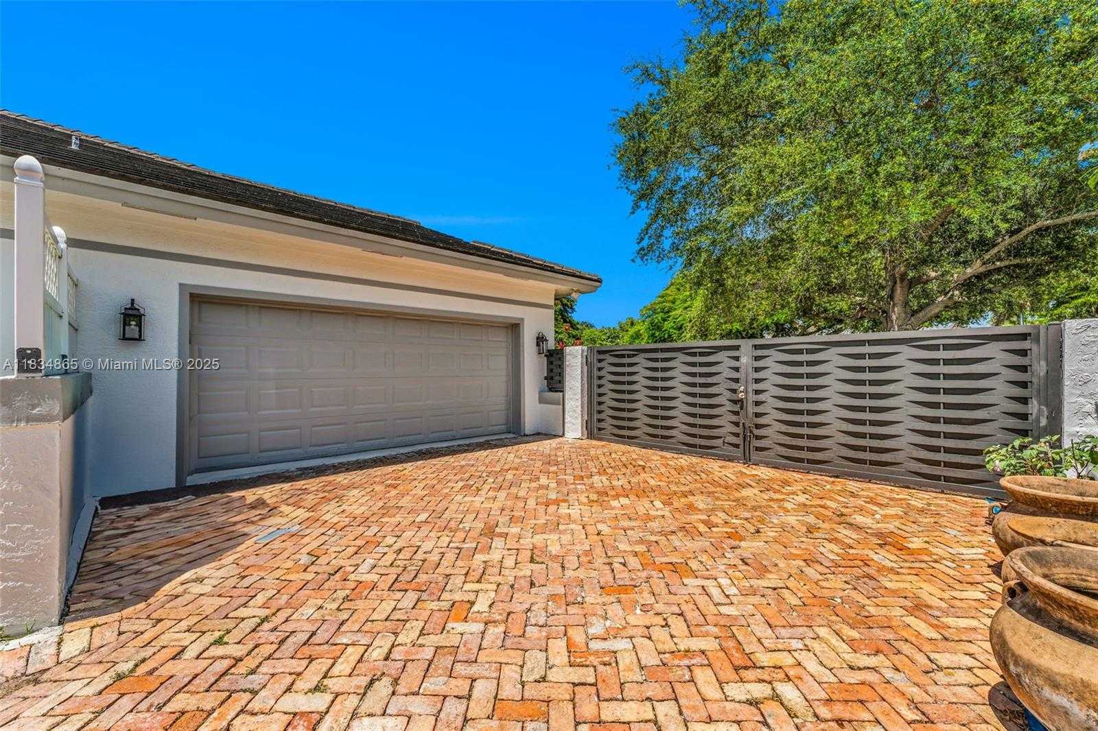 Small Image of 17940 SOUTH WEST 83RD AVE, Palmetto Bay Number 4