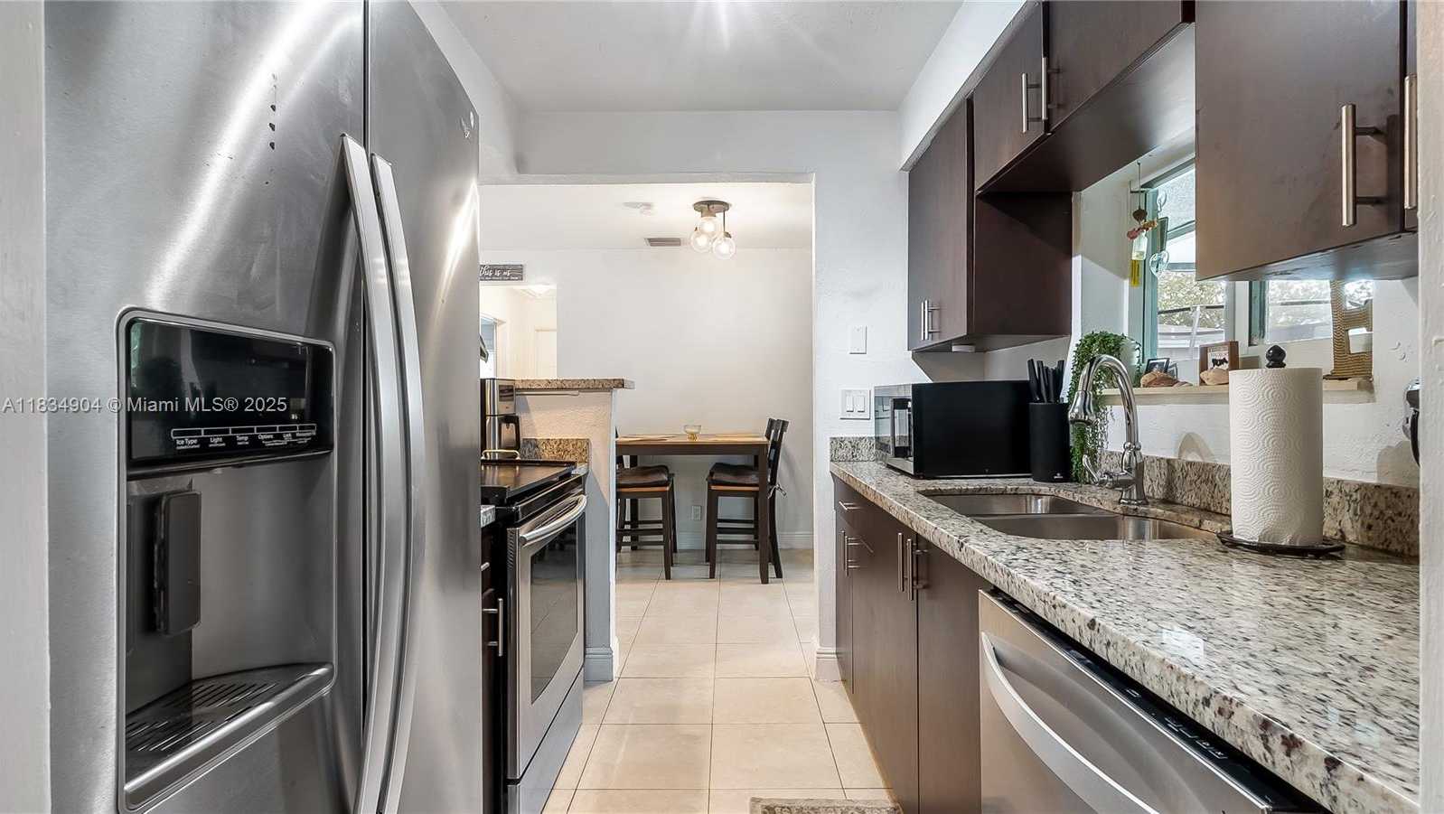 Small Image of 5103 SOUTH WEST 93RD AVE, Cooper City Number 12