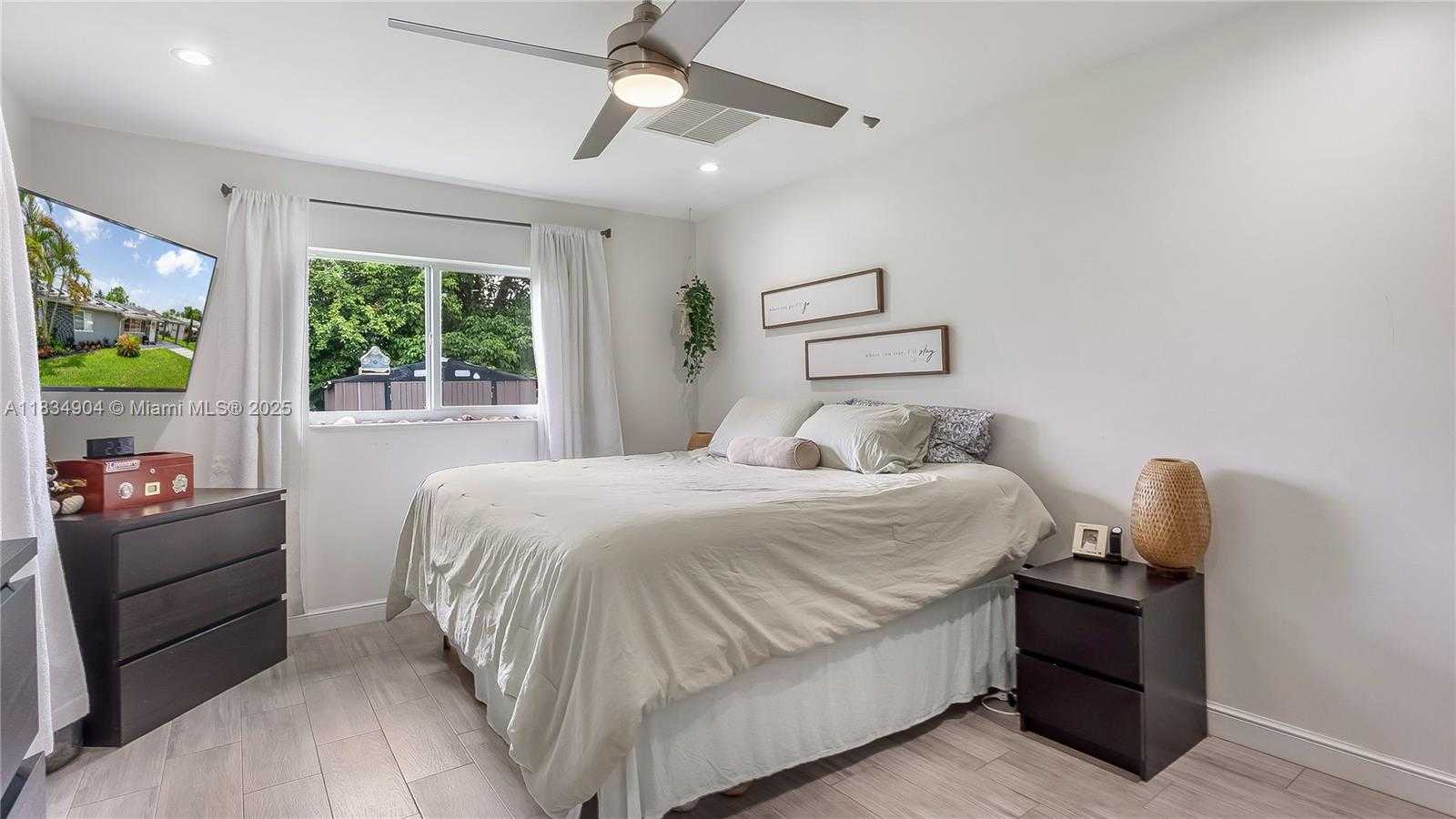 Small Image of 5103 SOUTH WEST 93RD AVE, Cooper City Number 16