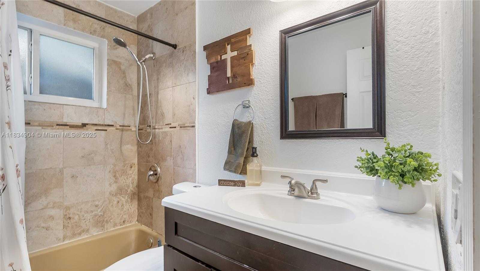 Small Image of 5103 SOUTH WEST 93RD AVE, Cooper City Number 25