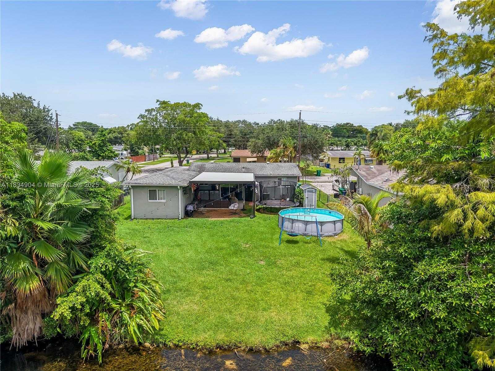 Small Image of 5103 SOUTH WEST 93RD AVE, Cooper City Number 32