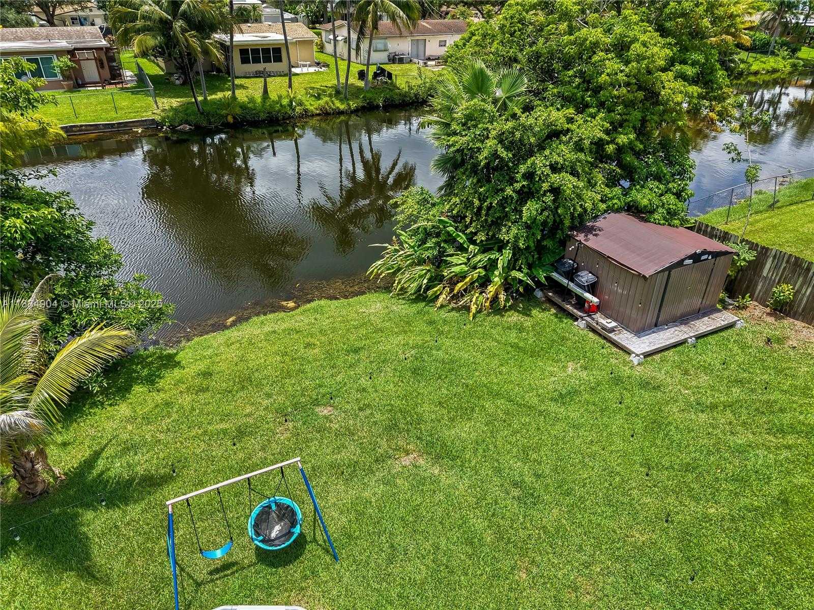 Small Image of 5103 SOUTH WEST 93RD AVE, Cooper City Number 33