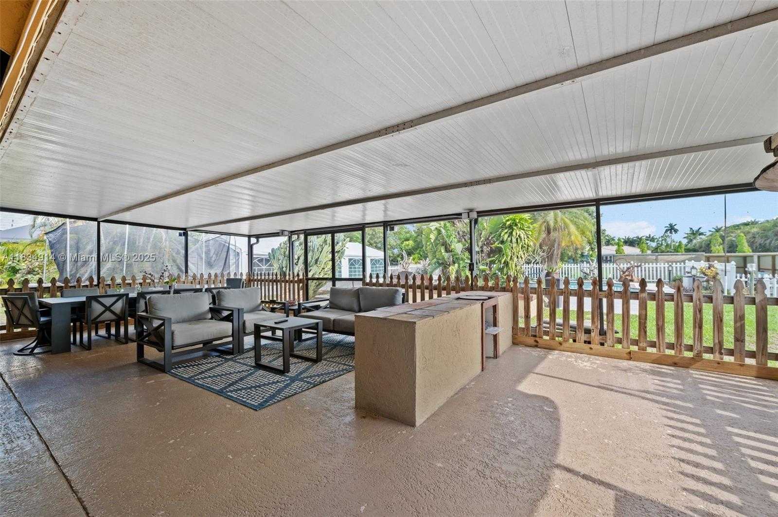 Small Image of 14040 SOUTH WEST 14TH ST, Davie Number 20