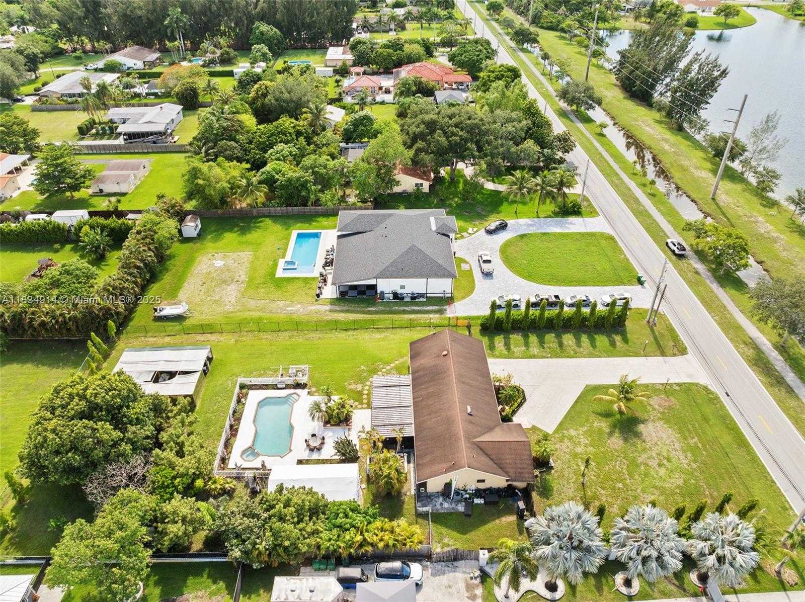 Small Image of 14040 SOUTH WEST 14TH ST, Davie Number 31