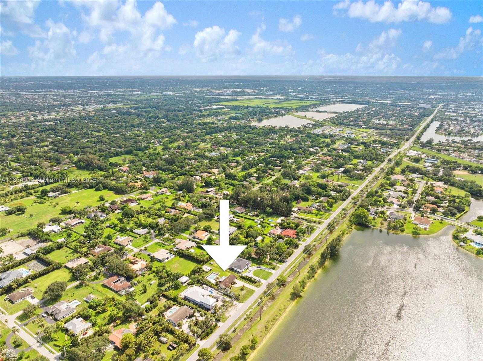 Small Image of 14040 SOUTH WEST 14TH ST, Davie Number 34
