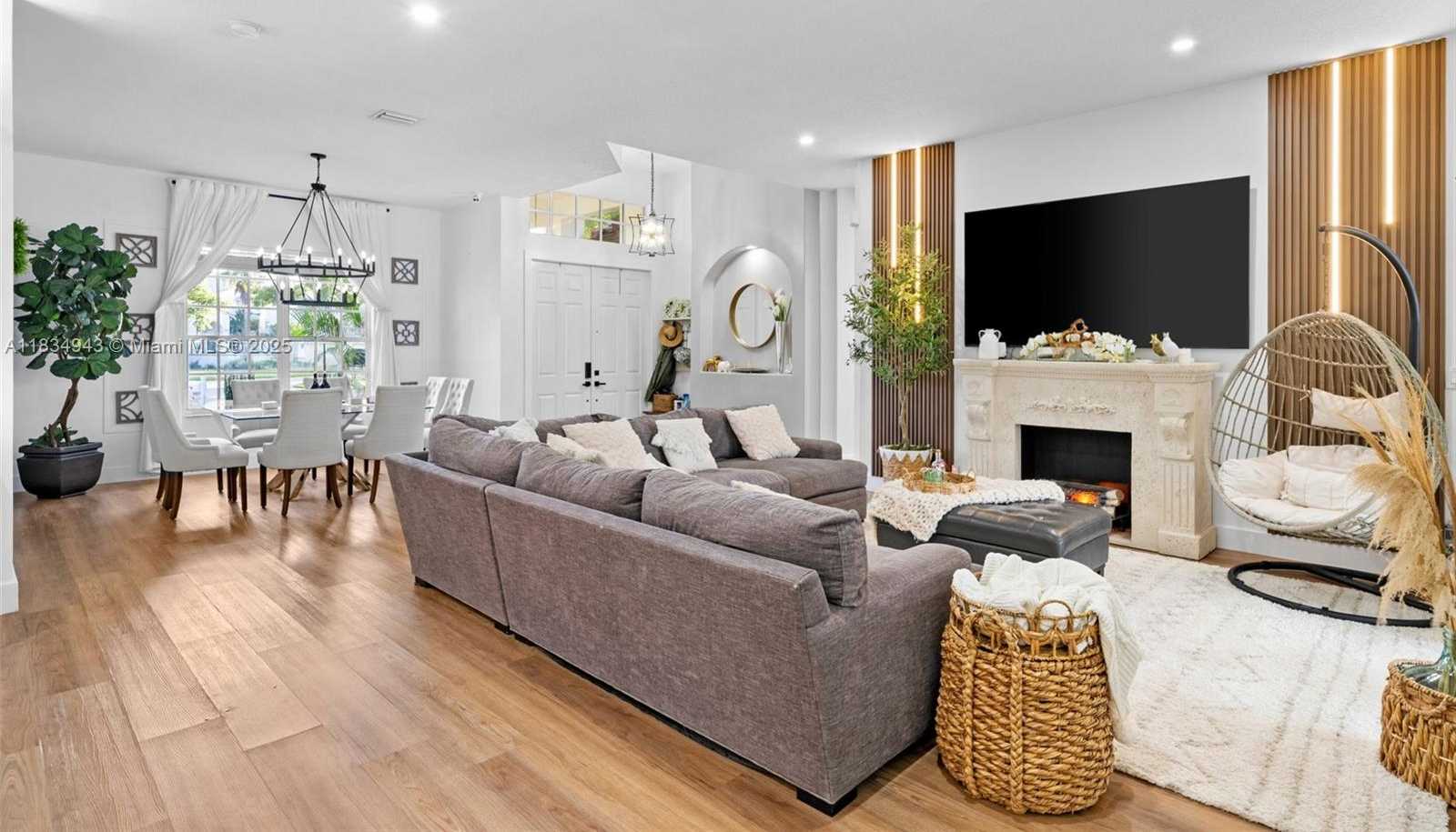 Small Image of 14501 SOUTH WEST 33RD CT, Miramar Number 11