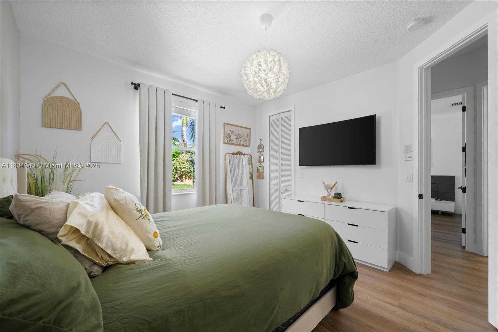 Small Image of 14501 SOUTH WEST 33RD CT, Miramar Number 20