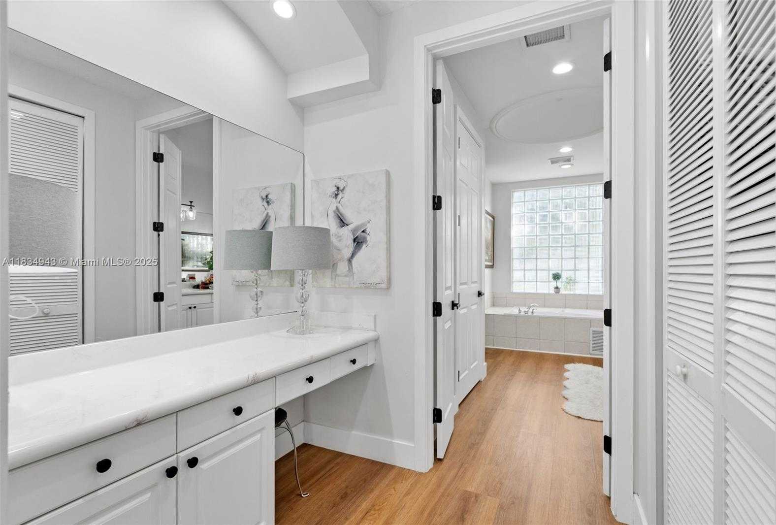 Small Image of 14501 SOUTH WEST 33RD CT, Miramar Number 38