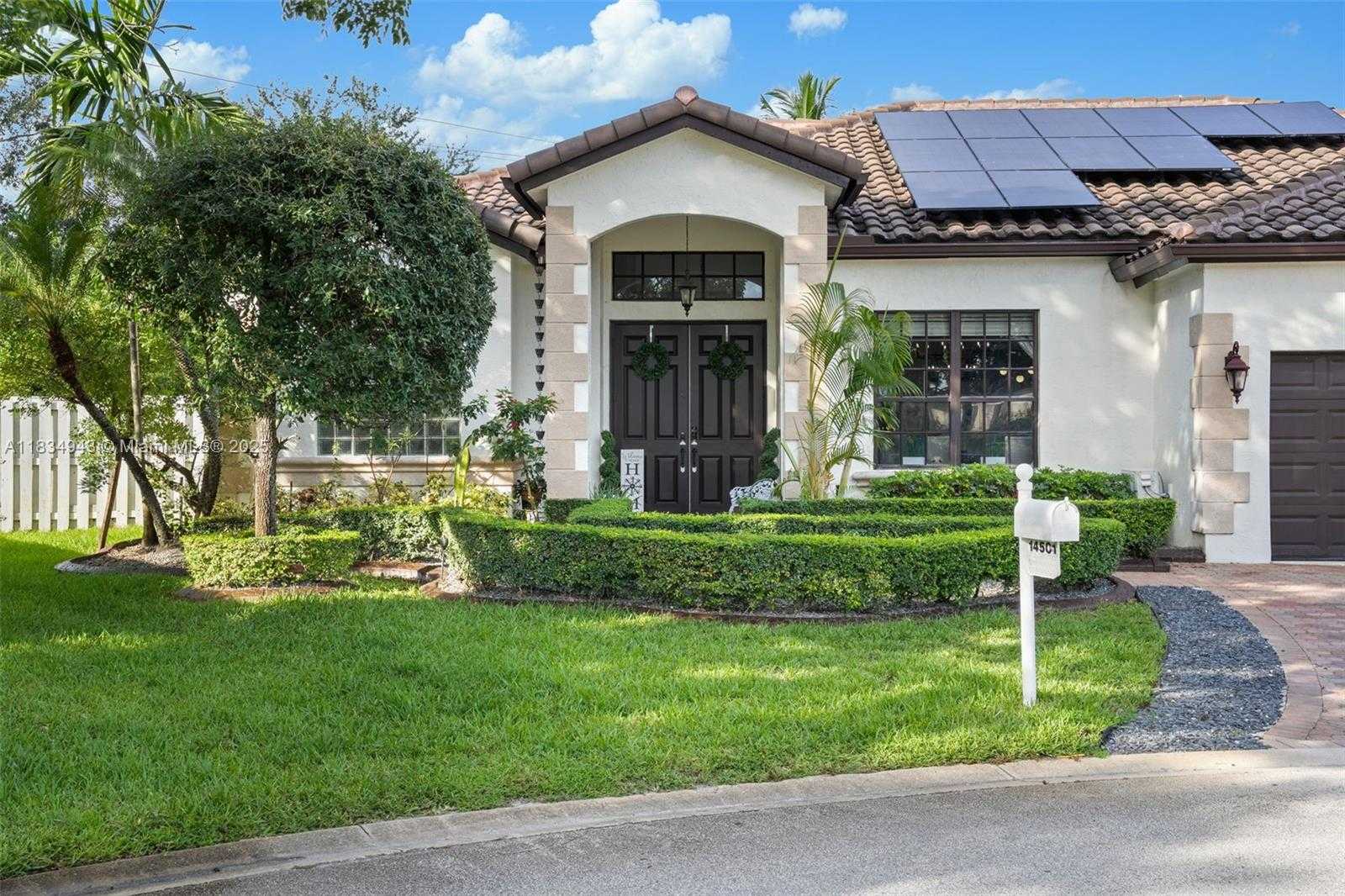 Small Image of 14501 SOUTH WEST 33RD CT, Miramar Number 39