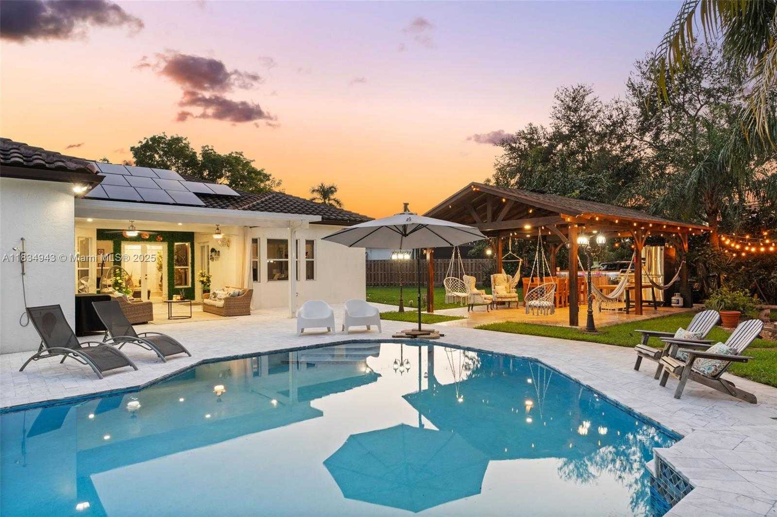 Small Image of 14501 SOUTH WEST 33RD CT, Miramar Number 57