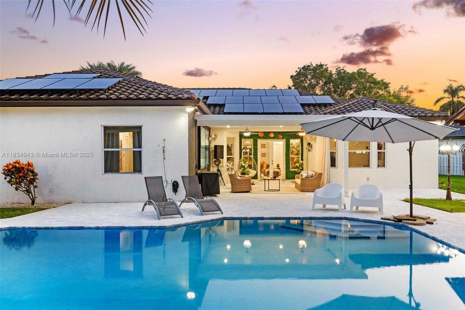 Small Image of 14501 SOUTH WEST 33RD CT, Miramar Number 59