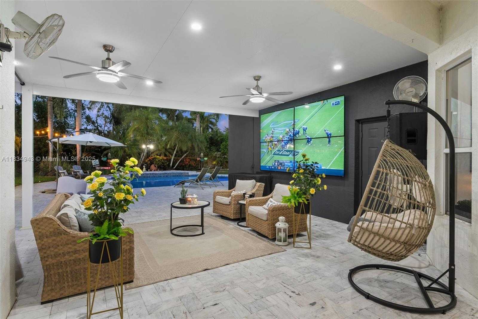 Small Image of 14501 SOUTH WEST 33RD CT, Miramar Number 65