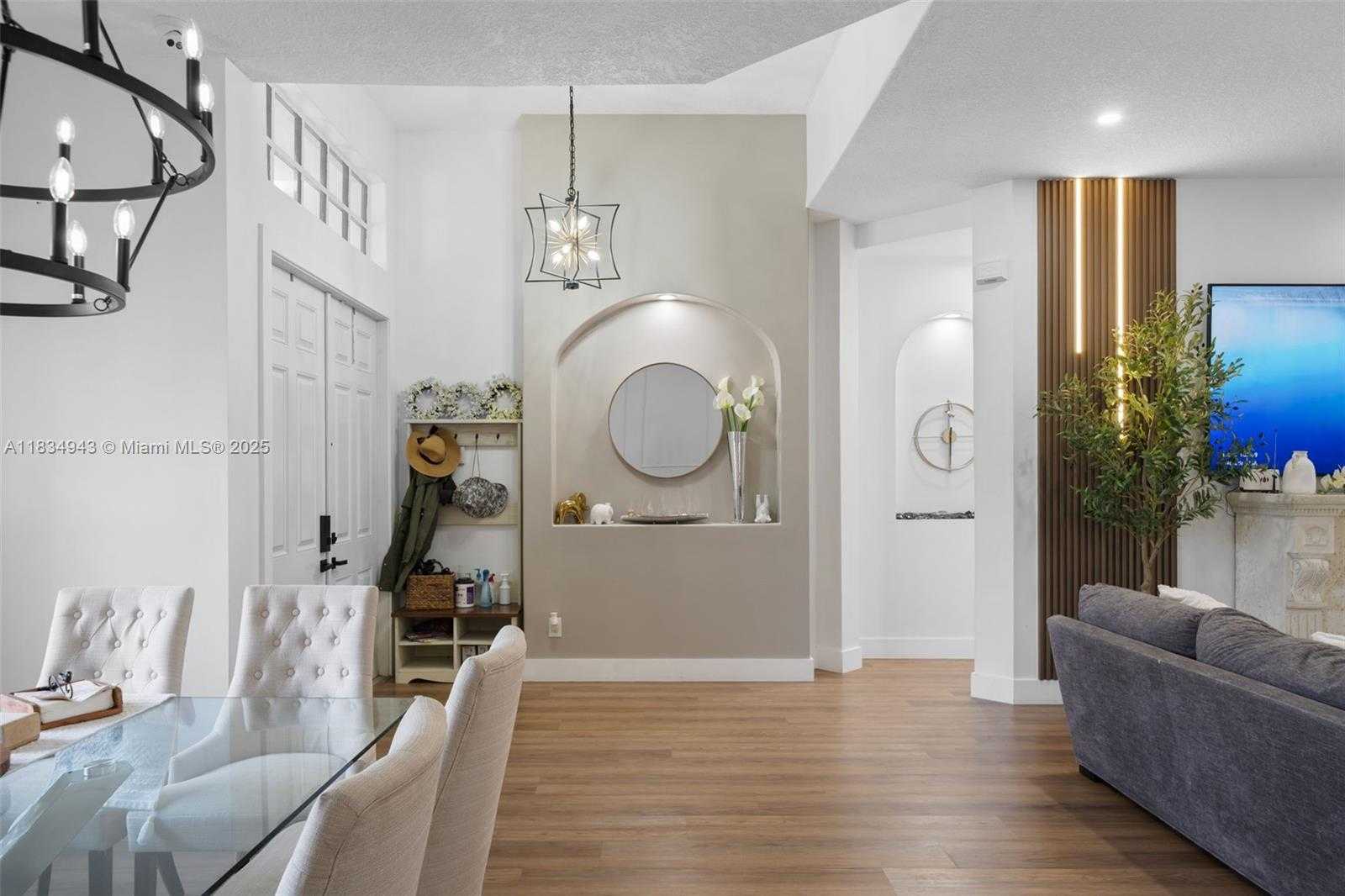 Small Image of 14501 SOUTH WEST 33RD CT, Miramar Number 7