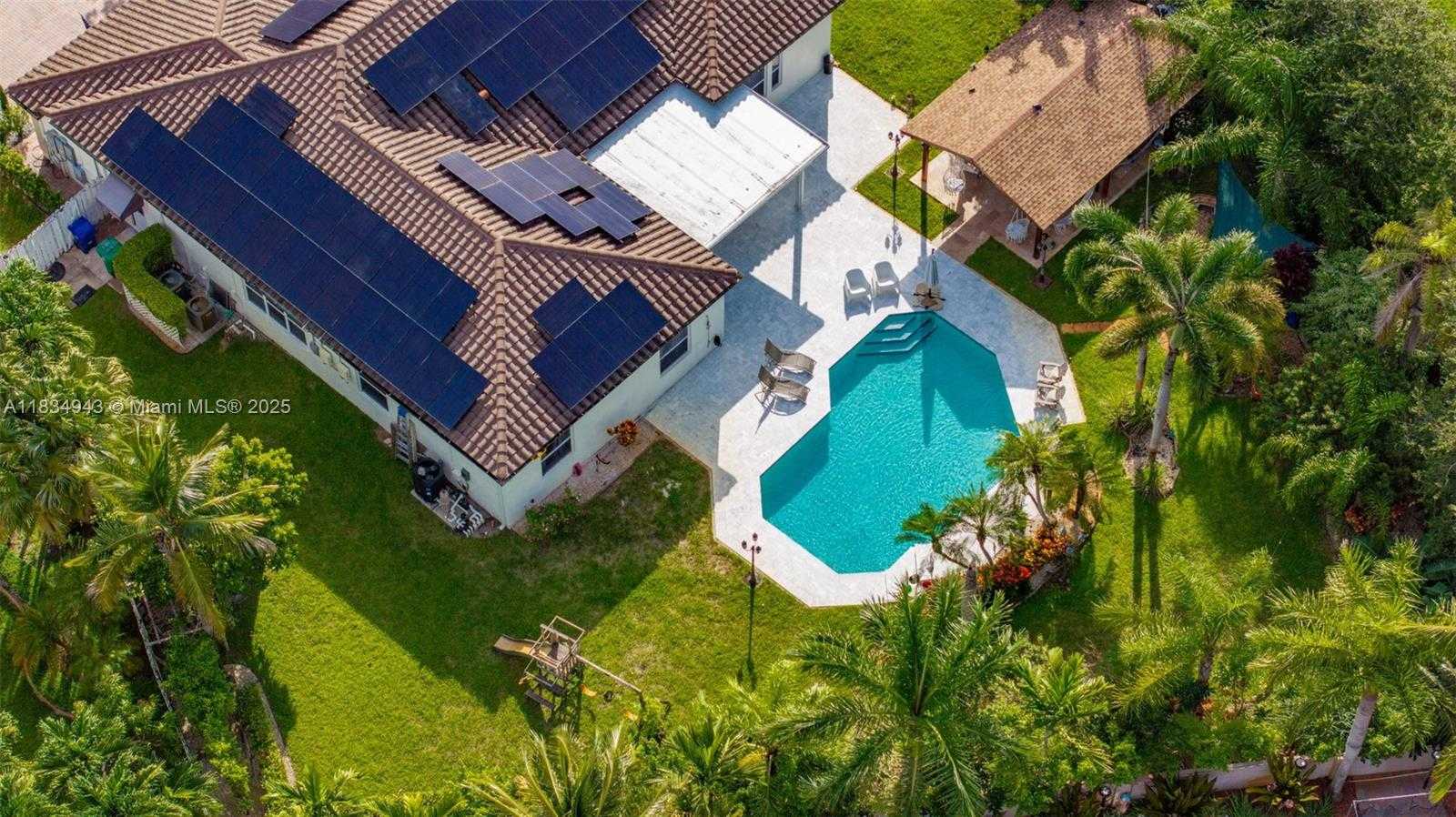 Small Image of 14501 SOUTH WEST 33RD CT, Miramar Number 74