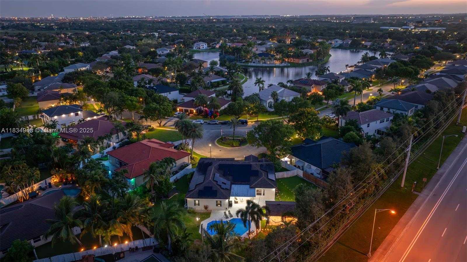 Small Image of 14501 SOUTH WEST 33RD CT, Miramar Number 84