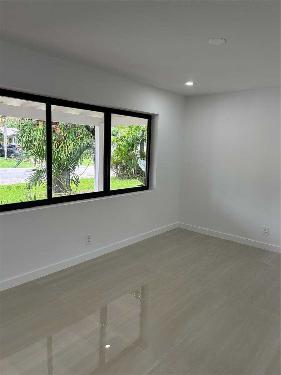 Small Image of 2917 NORTH WEST 6TH AVE, Wilton Manors Number 6