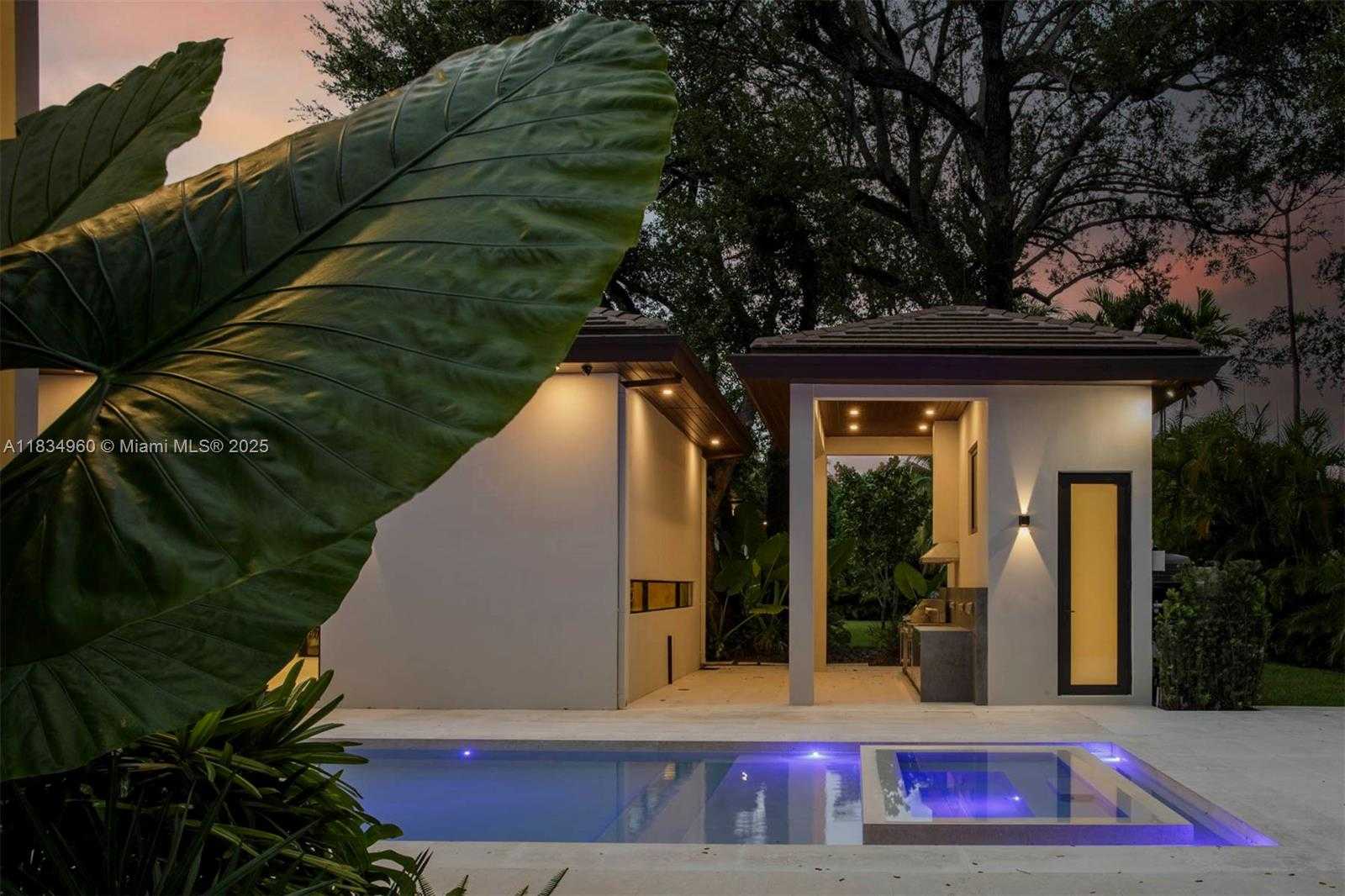 Small Image of 6445 SOUTH WEST 102ND AVE, Miami Number 21