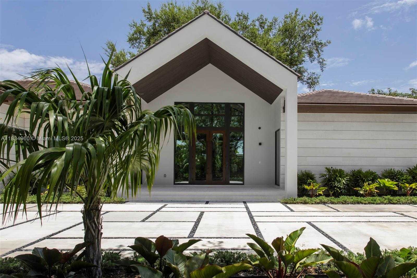 Small Image of 6445 SOUTH WEST 102ND AVE, Miami Number 3