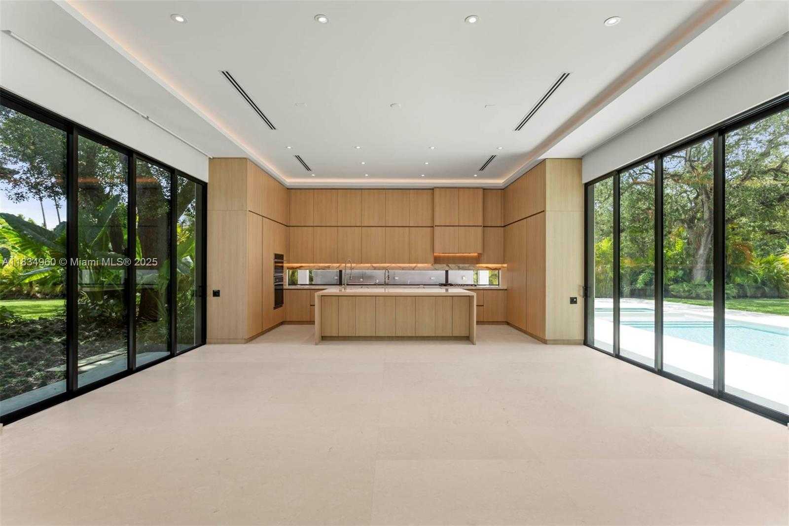 Small Image of 6445 SOUTH WEST 102ND AVE, Miami Number 6
