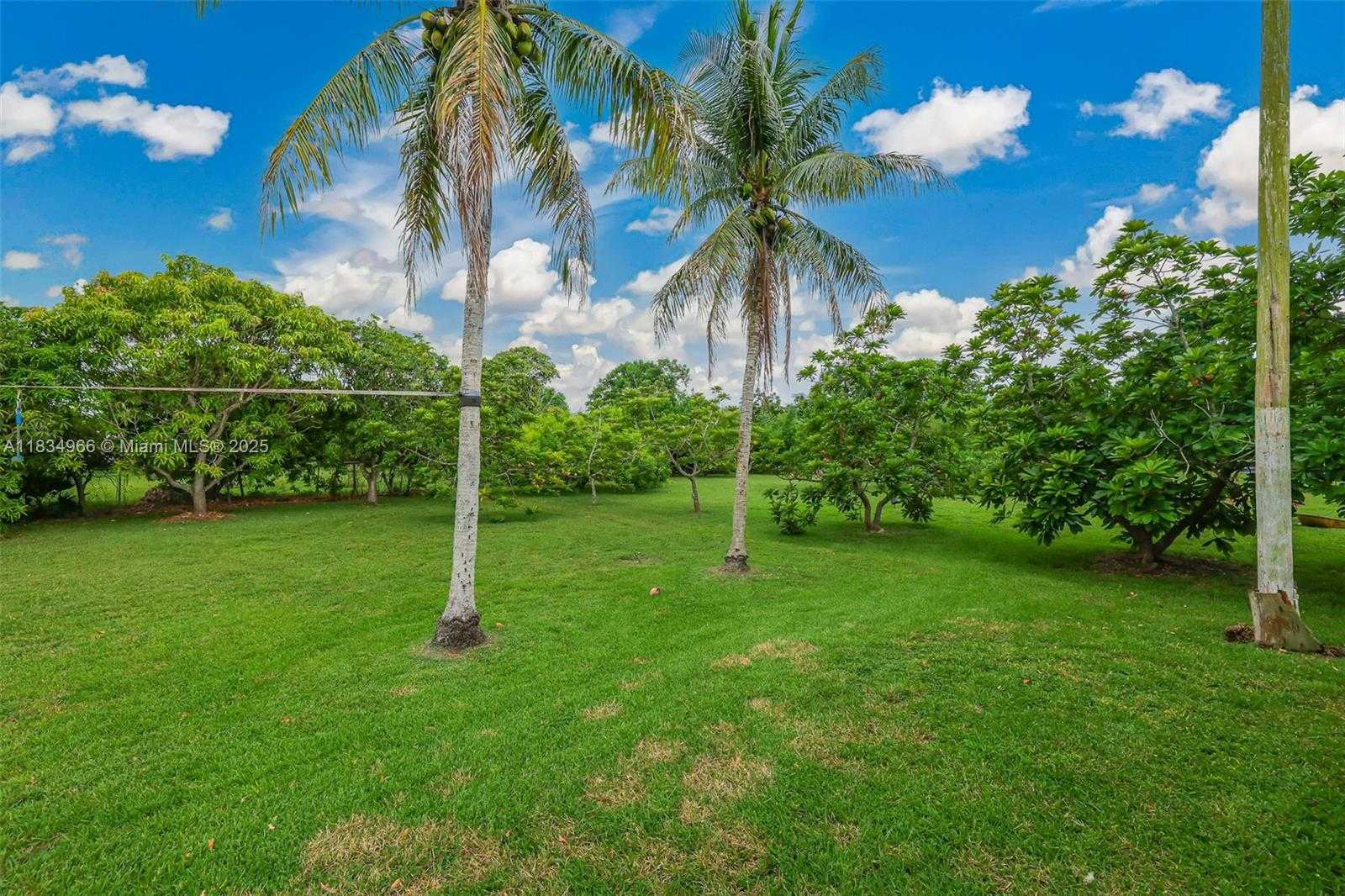 Small Image of 20890 SOUTH WEST 236TH ST, Homestead Number 15