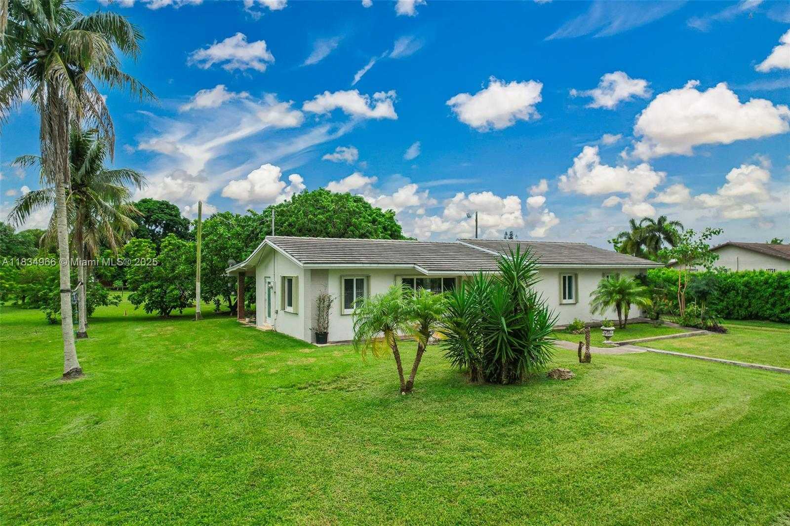 Small Image of 20890 SOUTH WEST 236TH ST, Homestead Number 4