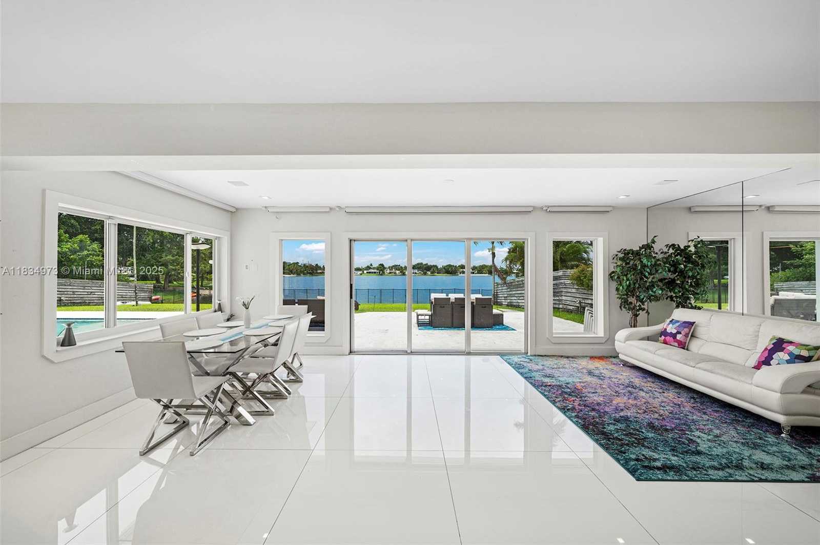 Small Image of 1930 NORTH EAST 193RD ST, Miami Number 12