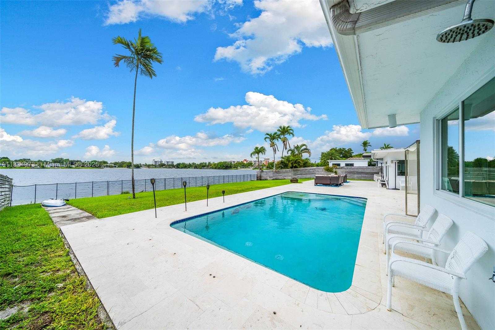 Small Image of 1930 NORTH EAST 193RD ST, Miami Number 21
