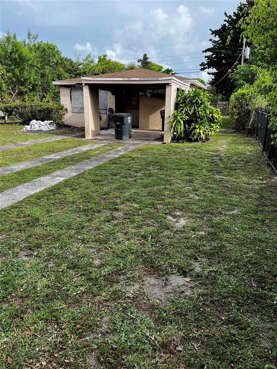 Small Image of 60 NORTH WEST 120TH TER, North Miami Number 2