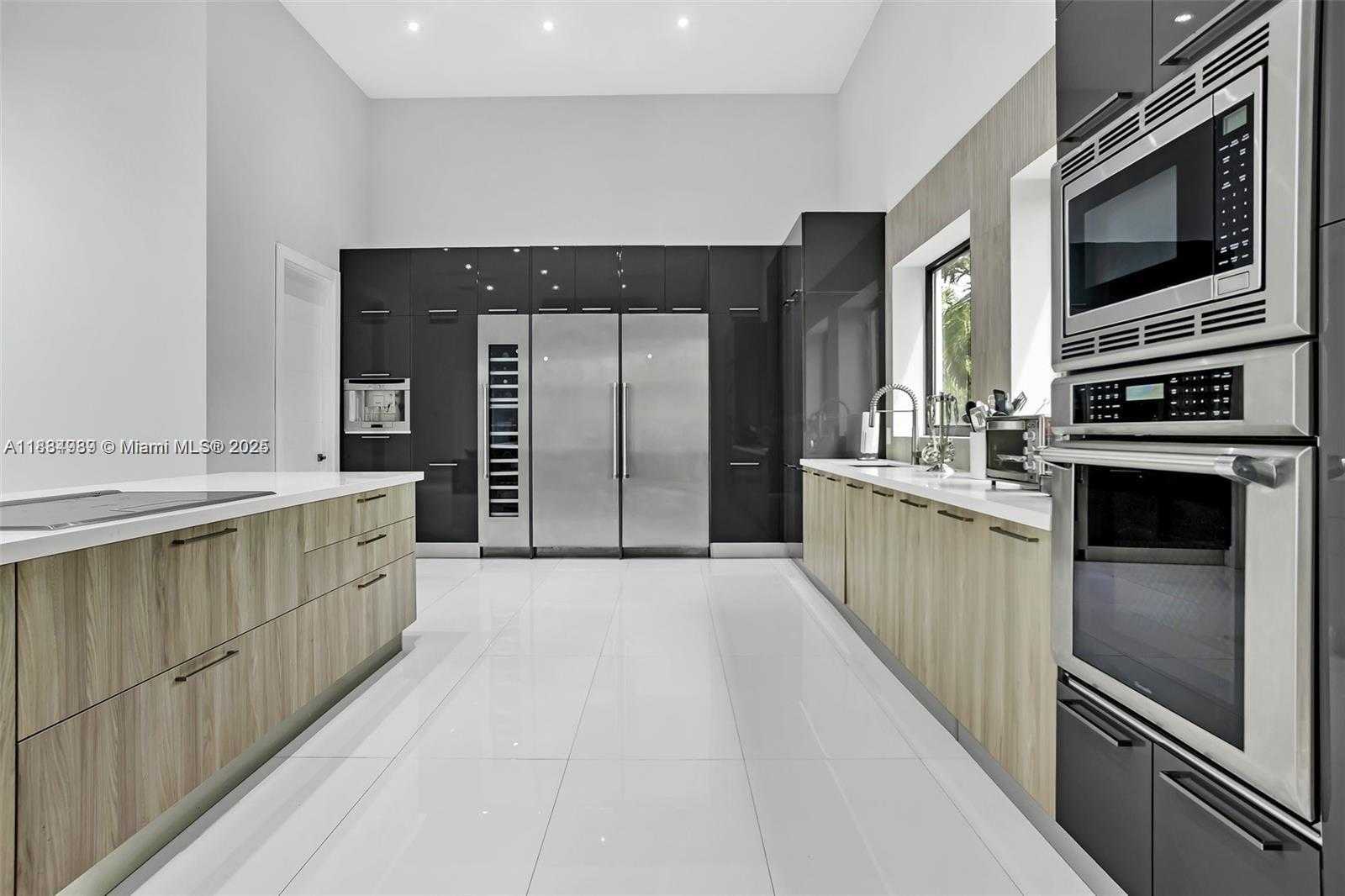 Small Image of 11350 NORTH WEST 8TH ST, Plantation Number 14