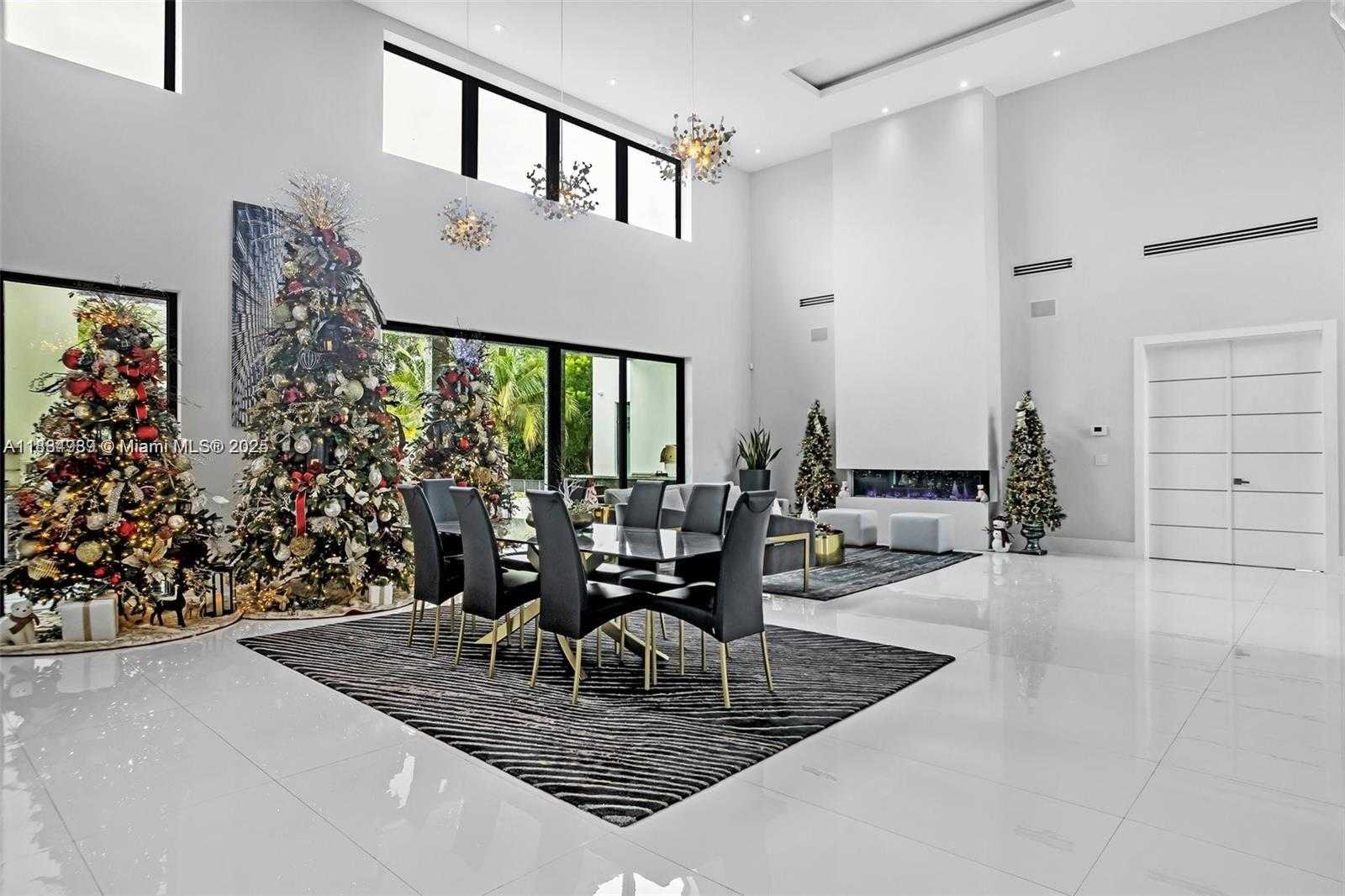 Small Image of 11350 NORTH WEST 8TH ST, Plantation Number 2