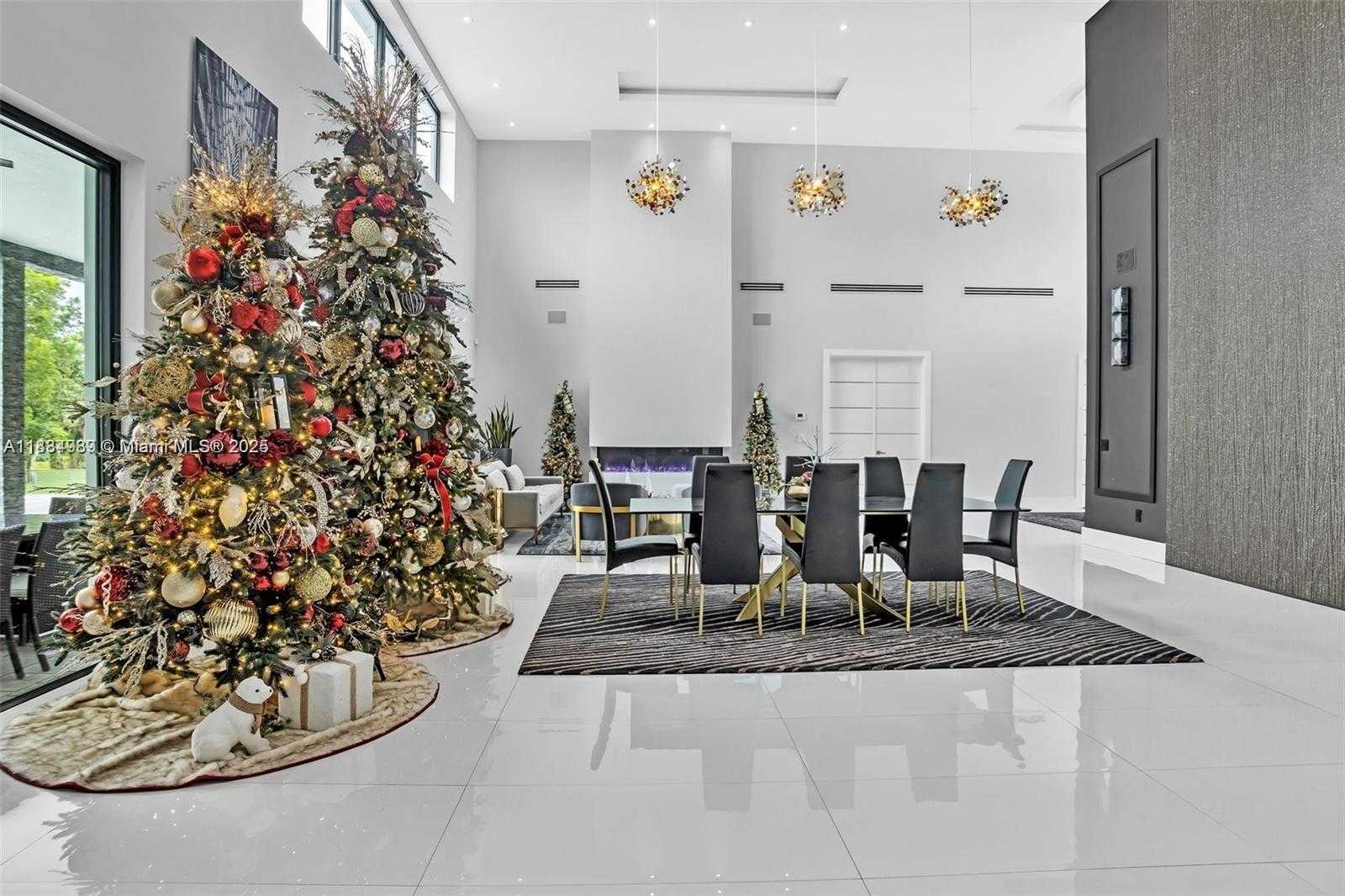 Small Image of 11350 NORTH WEST 8TH ST, Plantation Number 3