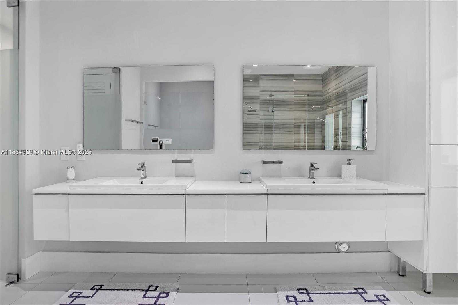 Small Image of 11350 NORTH WEST 8TH ST, Plantation Number 38