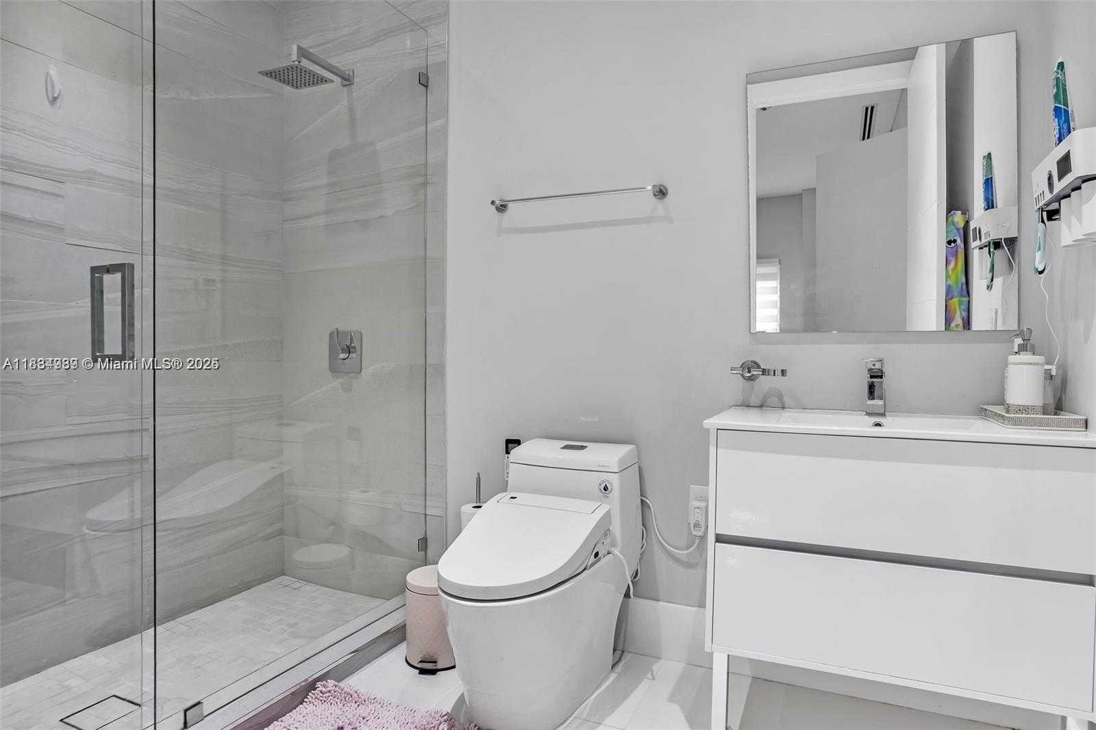 Small Image of 11350 NORTH WEST 8TH ST, Plantation Number 40