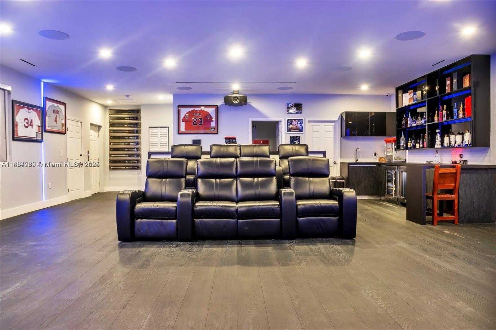 Small Image of 11350 NORTH WEST 8TH ST, Plantation Number 46